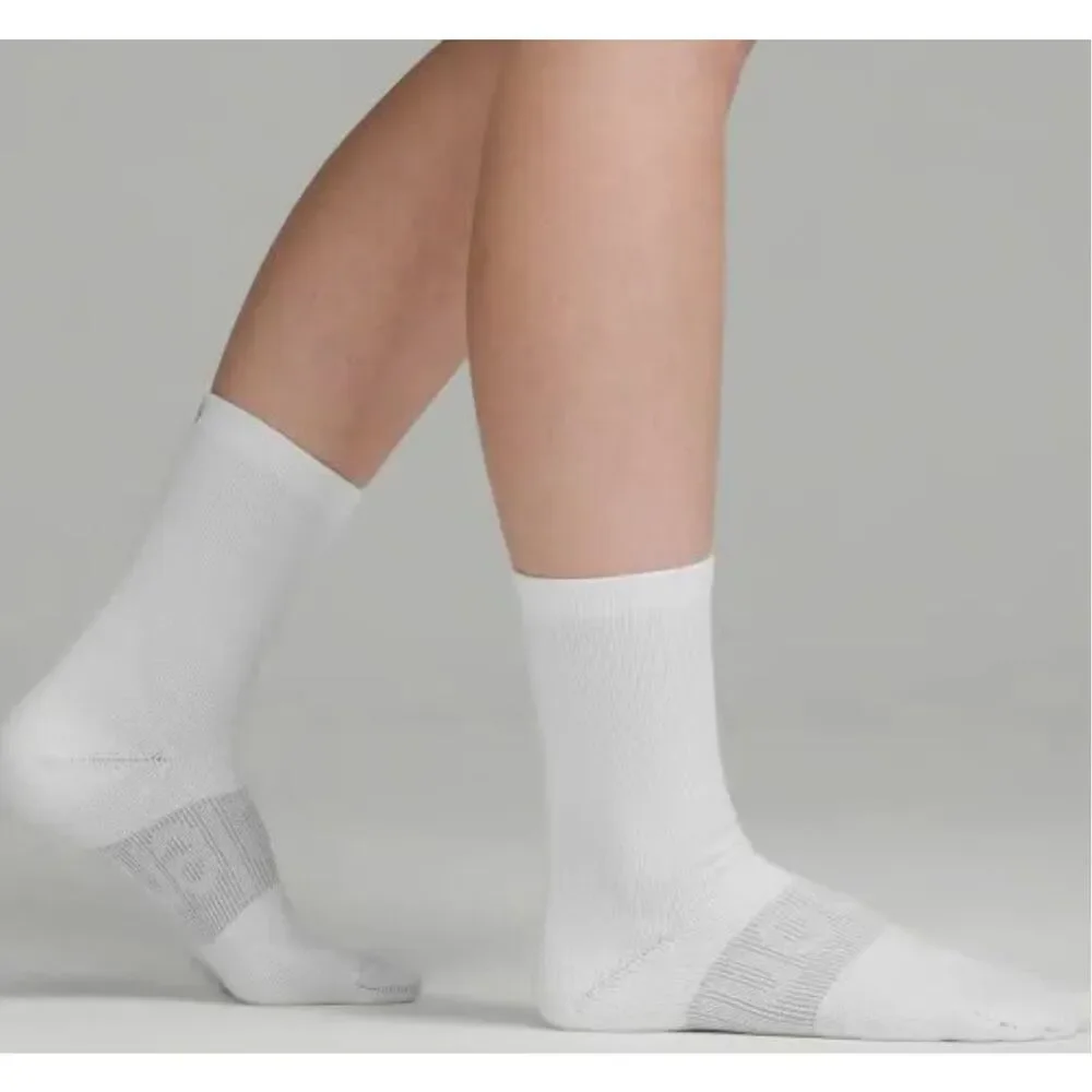 Lululemon training socks crew length - Picture 4 of 4